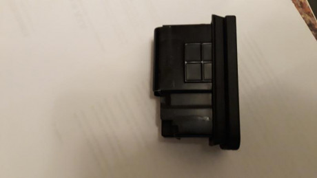 Vendo cargador de cinco disparos.
Precio 60 euros mas gastos envio
Cargador valido también para el 30.06 01