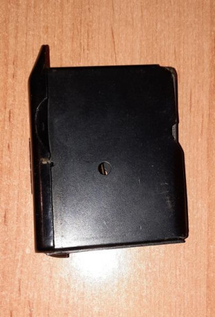 Hola compro para carabina Anschutz cargador para el cal 222 y si alguien tiene ademas despiece o algo 11