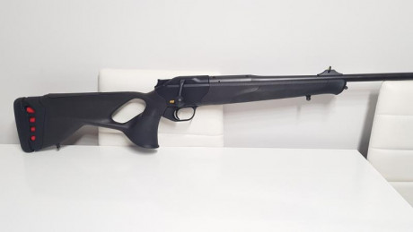 Se vende rifle Blaser R8 Profesional Ultimate en cal. 300WM, guiado a finales de Octubre de 2.019, se 01