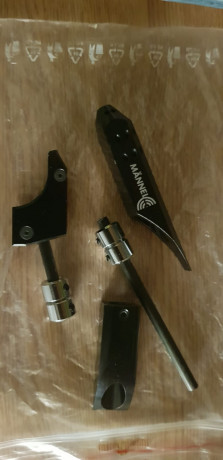 Hola, se vende conjunto de freno de boca y contrapesos para pistola Steyr.

Se encuentra en Zaragoza o 00