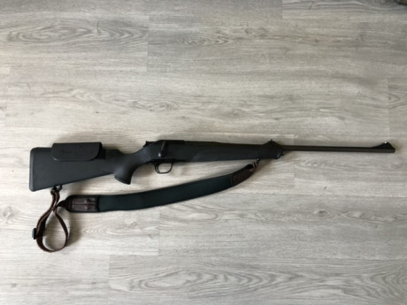 Vendo este rifle blaser r8 profesional con cargador extraible.Tiene 5 años pero está como nuevo ya que 02