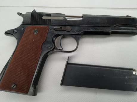 Hola,un compañero del club vende pistola star super B del 9 parabellum,el estado es bueno,Pavón original, 02