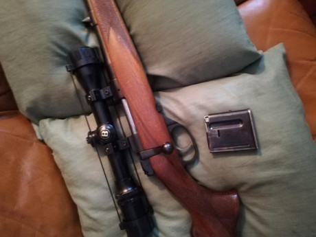 Vendo rifle cz 527 calibre 222rem, tiene gatillo al pelo frances y cargador extraible, agrupa de maravilla 00