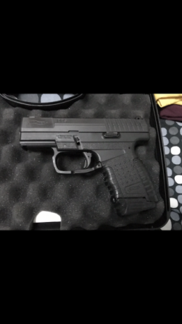 Vendo Walther PPS de 9 mm parabellum con menos de 50 disparos, 
euros, se entrega con dos cargadores de 01