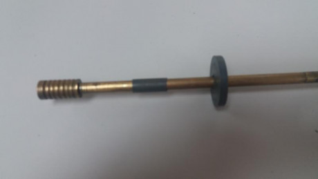 Vendo baqueta y embudo para avancarga. 

BAQUETA MAS EMBUDO                     70,-€

Portes a cargo 01
