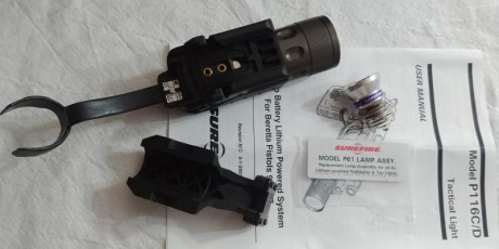 Se vende linterna para Beretta 92 FS con soporte e interruptor de empuñadura ,es de una muestra que jamas 02