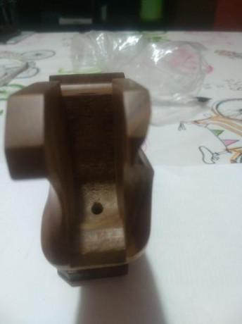 Vendo cacha para pardinI HP original, talla S, viene marcada por dentro con una S. 150+PORTES. 10