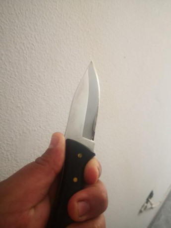 Cuchillo modelo bushcraft en acero d2 y madera de ébano cuchillo realizado por el artesano toledano José 01
