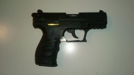 Se vende walther P22 Q (última versión mejorada) con dos cargadores, uno con extensión, caja original 01
