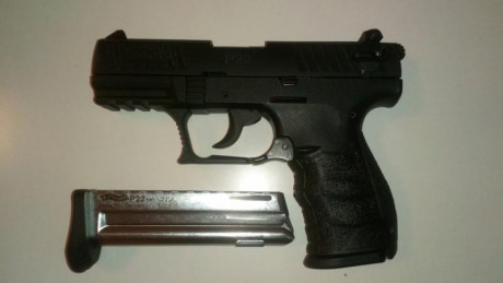 Se vende walther P22 Q (última versión mejorada) con dos cargadores, uno con extensión, caja original 00