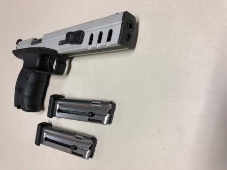 Vendo Walther Sp 22. Cal. 22.lr
Precio 120€  NEGOCIABLES   NEGOCIABLES TAMBIÉN ACEPTO CAMBIOS POR OTRAS 12