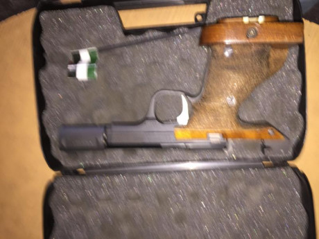 Hola vendo unique des 69 perfecta para subir a Segunda va con dos cargadores y maletin 150€ un saludo 12