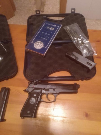 Vendida

Vendo Beretta 92 con dos cargadores de 9mm más el kit del 22 lr q lleva un cargador.
El cañón 02