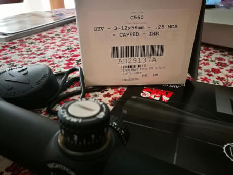 Totalmente nuevo a estrenar, solamente se abrió para hacer las fotos.
Vendo visor de la prestigiosa marca 02