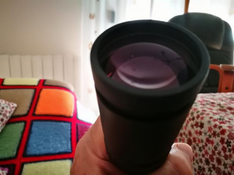 Totalmente nuevo a estrenar, solamente se abrió para hacer las fotos.
Vendo visor de la prestigiosa marca 11