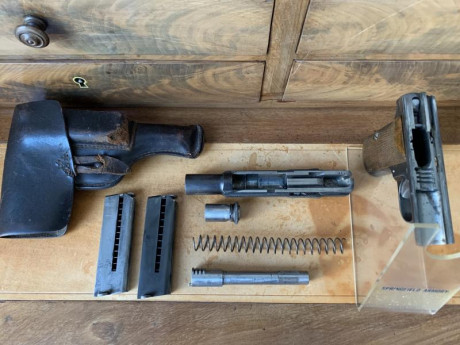 El Astra 300 es una pistola suficientemente conocida por todos pero sin embargo en España es francamente 02