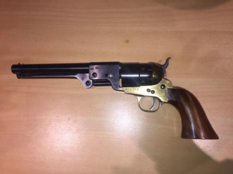 EL PRECIO PASA A SER DE 300 EUROS

Se vende revolver de avancarga UBERTI replica Confederation Army modelo 10