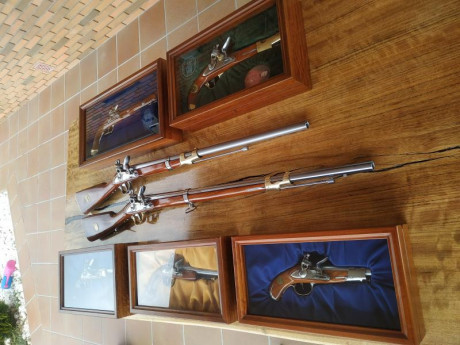 Coleccion unica a la venta y por tiempo limitado, de la firma PEDERSOLI y llamada diez años de coleccion 31