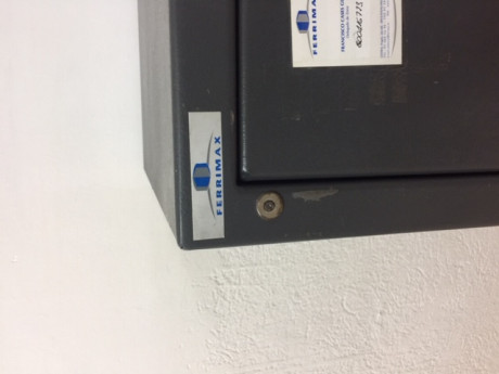 Hola a todos vendo caja fuerte FERRIMAX mod. 815 light nivel de protección IV con certificado de homologación, 11