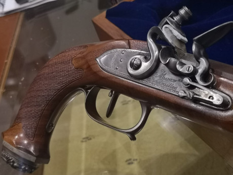 Coleccion unica a la venta y por tiempo limitado, de la firma PEDERSOLI y llamada diez años de coleccion 10