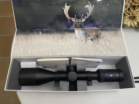 Vendo visor Zeiss V6 comprado nuevo por 1.800€ y montado en un Merkel Helix, no lo uso por eso lo vendo.
Tubo 20