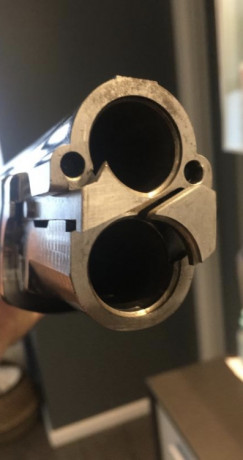 Se vende escopeta BERETTA 686 E TRAP 76cm de cañon con *-** estrellas fijas, bien cuidada y con pocos 10