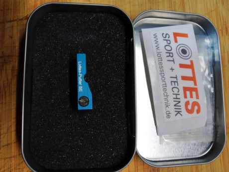 Vendo cola de disparador LOTTES Putter SE color azul. Completamente nuevo, comprado en junio de 2019. 00