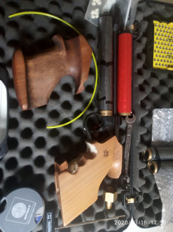 Walther CP3 en CO2 con los siguientes repuestos: Cañón, Mira y puntos, Cajón de mecanismos, Cassette de 02