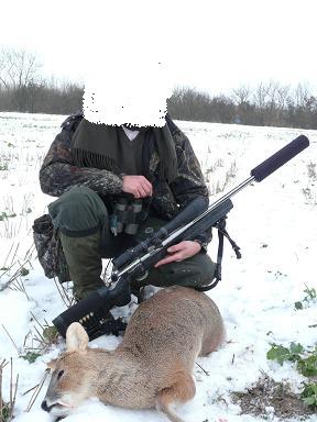 Alguien sabe si en europa existe algún pais en el que sea legal usar silenciador en las armas?

Un saludo, 20