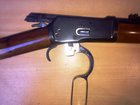  Vendo estas dos armas, Rifle y Escopeta 

1)-RESERVADO EL RIFLE-	 Rifle Tigre cal: 44-40 , en perfecto 21