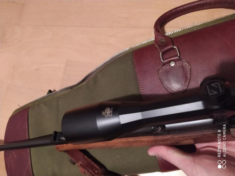 Rifle BLASER R93 LUXUS calibre 30-06, con grabados de corzos y jabalís, bola de madera, maderas nobles. 01