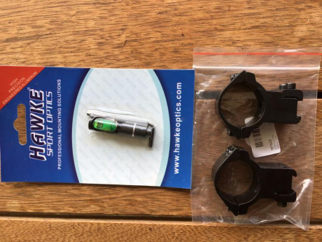 Vendo estas monturas Marca Sport match para carril de 11mm dovetail y tubo de 30mm. Están como nuevas.
Se 00