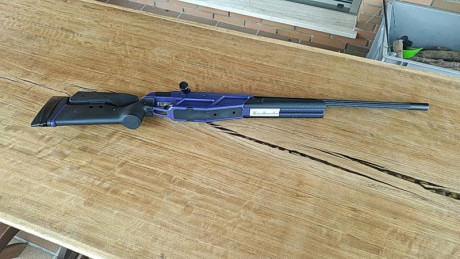 Se vende rifle BLASER UIT R93 con cañon pesado acanalado calibre 308 win en muy buen estado, revisado 02