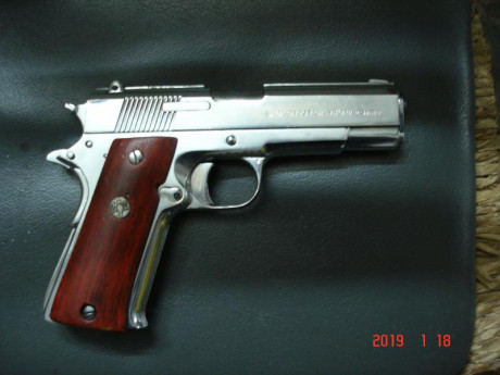 vendo pistola llama calibre 9mm.en perfecto estado.
por 01