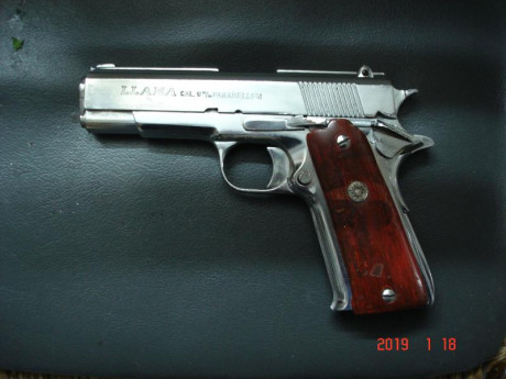 vendo pistola llama calibre 9mm.en perfecto estado.
por 00