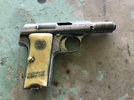 Hola,he abierto este hilo para que todos aquellos que tengais armas Españolas,podais lucirlas aqui con 160