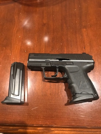 Vendo subcompacta hk P2000 SK. Solo dos propietarios, menos de dos cajas disparadas. Precio 250 €, gastos 00