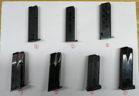 Se vende  colección de 6  cargadores. Como de algunos no tengo datos concretos, intentare dar la máxima 01