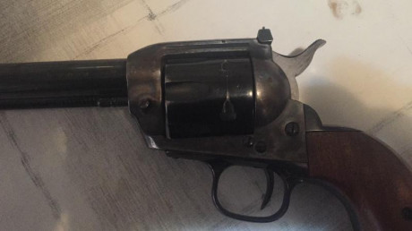 Vendo revólver dragon 300 euros 00