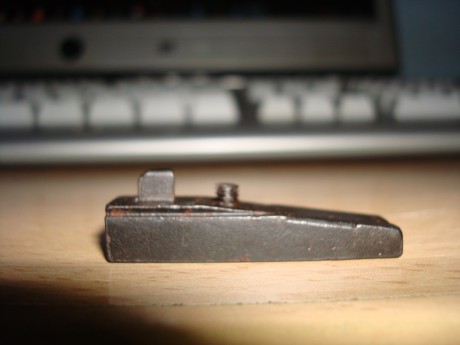 Hola a todo@s, han caido en mis manos unos puntos de mira antiguos y no se de que tipo de arma son, si 20