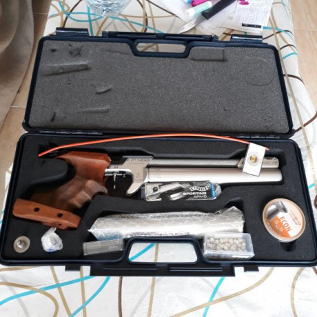 Buenas tardes vendo esta joya de competiciones que es lo último que me queda.las 6 pistolas que tenía 50