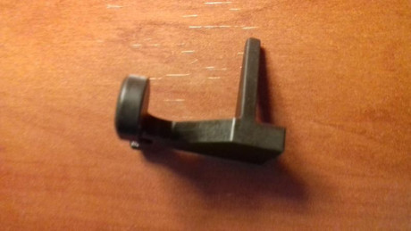 Vendo 4 retenidas ( bolt catch ) para AR 15 de 9mm.
Vendo cada una por 20 € con gastos de envío incluidos 00