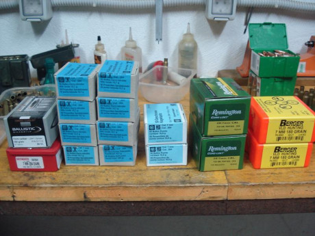 Buenas , pongo a la venta las siguientes puntas del 7mm:
8 cajas rws Tmantel 165gr   30€  caja
2 cajas 02