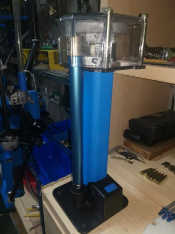 Se vende dillon rf 100 automatic small primer filler 220v.

Alimentador de pistones automático 

225 € 00