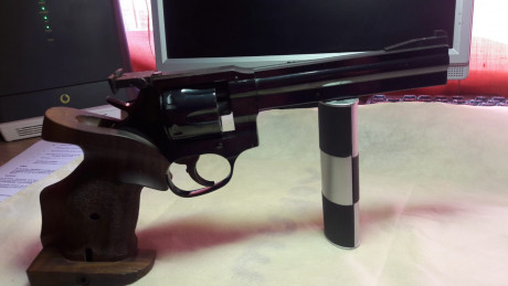 VENDIDO!

Que se puede decir que ya no se haya escrito de este revolver de altísima precisión, en muy 02