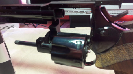 VENDIDO!

Que se puede decir que ya no se haya escrito de este revolver de altísima precisión, en muy 00