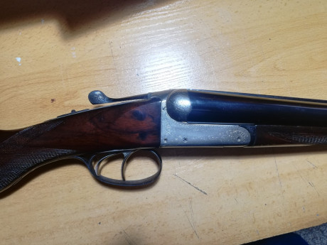 Vendo escopeta yuxtapuesta, marca G.I.L., Cal. 12/70, choke del cañon izqd 17´6 y cañon derecho 18´4 , 01