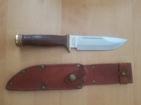 Se vende precioso cuchillo ontario modelo quartermaster una belleza en mango de cuero guarda de latón 01