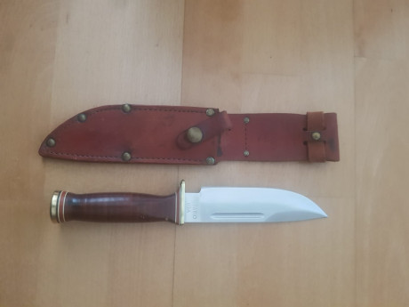Se vende precioso cuchillo ontario modelo quartermaster una belleza en mango de cuero guarda de latón 00