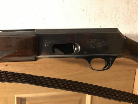 Buenas noches compañeros:
Vendo esta fantástica escopeta repetidora del calibre 12. En su lanzamiento 01